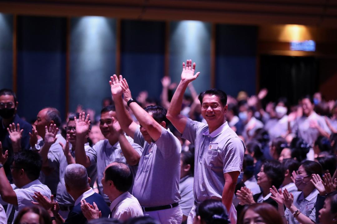 “慈济航班TC60 ”为主题的现场，如同一座心灵登机门，寓意大家虽然来自不同地区，却怀抱同愿同行的初心，一同启航踏上慈济菩萨道。 【摄影：陈世权】